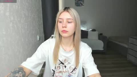 Adel online show from April 27, 5:27 am