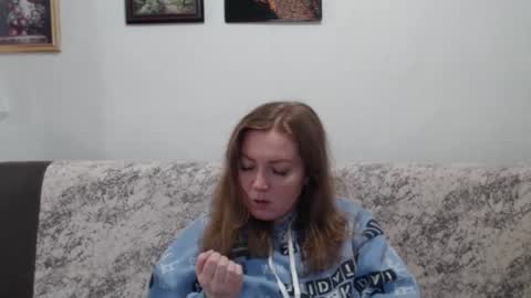 Adel online show from February 4, 10:21 am
