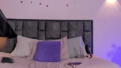 Snapshot of adela_lust chatting on March 20, 4:50 am adela online show from March 20, 4:50 am