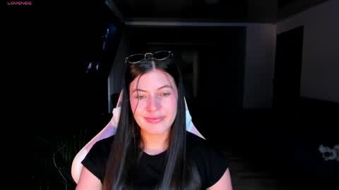 Adela Parker  online show from April 28, 7:52 pm