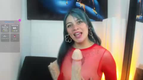 Snapshot of adelaindiamond_ chatting on July 18, 12:42 pm ADELAIN online show from July 18, 12:42 pm