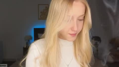 Snapshot of adele_armas chatting on March 17, 8:56 pm Adele online show from March 17, 8:56 pm