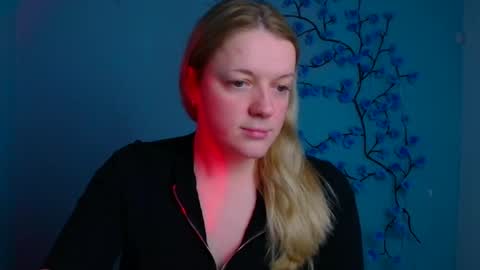 Snapshot of adele_missu chatting on December 14, 1:27 pm Adele online show from December 14, 1:27 pm