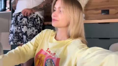 Snapshot of adele_nick2202 chatting on June 10, 8:02 am Adele Nick online show from June 10, 8:02 am