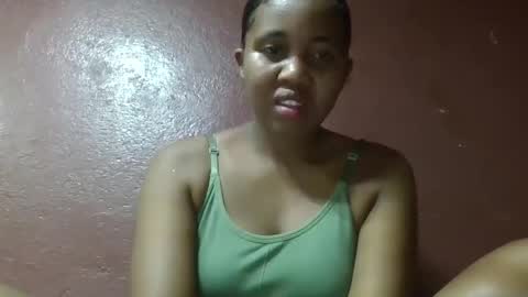 Snapshot of adelealy chatting on February 20, 6:02 pm adelealy online show from February 20, 6:02 pm