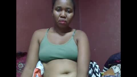 Snapshot of adelealy chatting on February 22, 9:45 am adelealy online show from February 22, 9:45 am