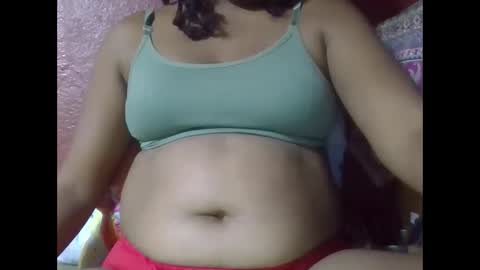 Snapshot of adelealy chatting on March 4, 10:35 am adelealy online show from March 4, 10:35 am