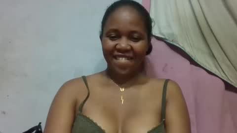 adelealy online show from May 10, 7:57 am