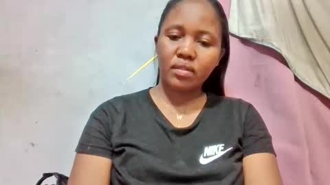 adelealy online show from May 11, 11:49 am