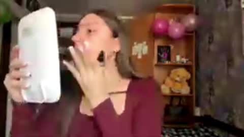 Snapshot of adeleapel chatting on February 27, 10:37 am Poly online show from February 27, 10:37 am