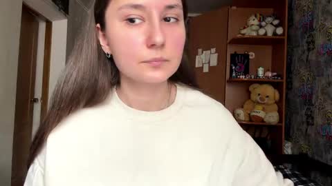 Snapshot of adeleapel chatting on March 31, 11:21 am Poly online show from March 31, 11:21 am