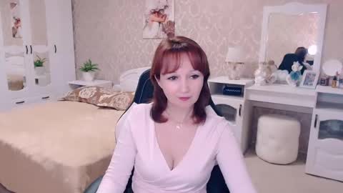 AdeleMoran online show from December 16, 2:04 am
