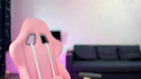 Adele online show from February 10, 7:26 am