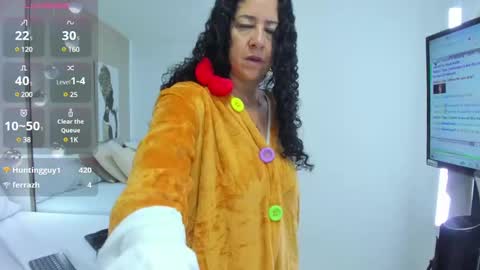 Adele Smithh online show from December 28, 5:46 pm