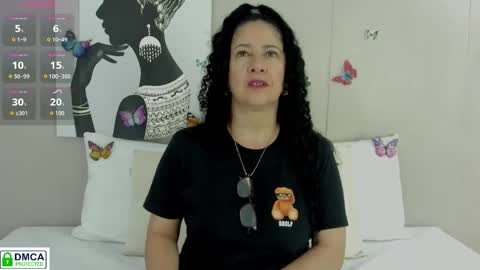 Adele Smithh online show from February 4, 11:49 am