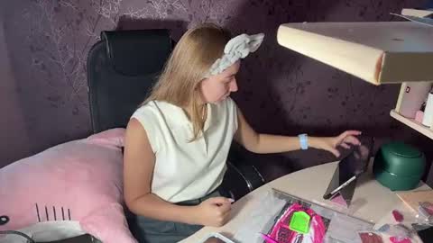 jennifer online show from July 26, 7:37 am