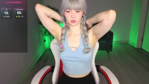 Adelina Pinky online show from June 7, 2:27 am