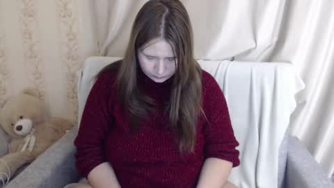 adelinalawson online show from December 5, 7:17 pm