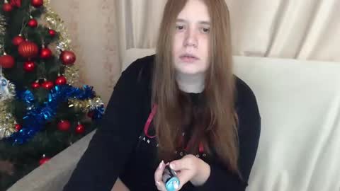 adelinalawson online show from January 7, 6:45 pm