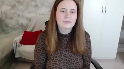Snapshot of adelinalawson chatting on March 4, 8:53 am adelinalawson online show from March 4, 8:53 am