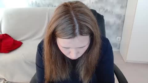 Snapshot of adelinalawson chatting on March 19, 9:35 am adelinalawson online show from March 19, 9:35 am