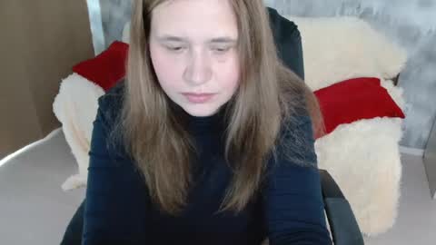 Snapshot of adelinalawson chatting on June 14, 8:05 am adelinalawson online show from June 14, 8:05 am