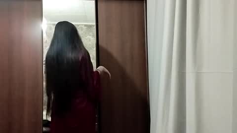 Anna online show from January 17, 3:06 pm