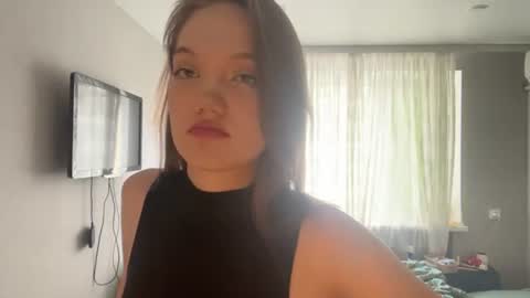 Snapshot of adelinescherzer chatting on July 28, 12:48 pm Mia online show from July 28, 12:48 pm
