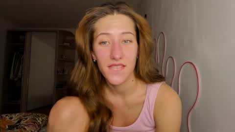 Adell online show from April 27, 9:46 pm