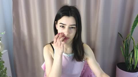 Snapshot of adellyy chatting on March 22, 10:18 am Adellyy online show from March 22, 10:18 am