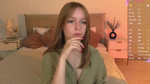 Snapshot of adencianey chatting on June 13, 12:25 pm Selestia online show from June 13, 12:25 pm