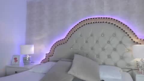 Im Adhara  online show from June 10, 8:52 pm