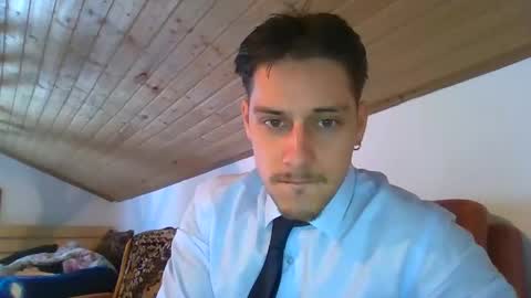 Snapshot of adi151943 chatting on March 25, 9:37 am JayHunter online show from March 25, 9:37 am