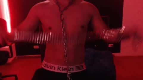 Snapshot of adonis_latin_19 chatting on March 21, 3:11 am adonis_latin_19 online show from March 21, 3:11 am