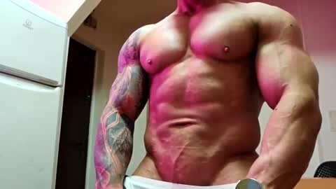 Snapshot of adonis_msc chatting on April 6, 1:01 pm Adonis online show from April 6, 1:01 pm