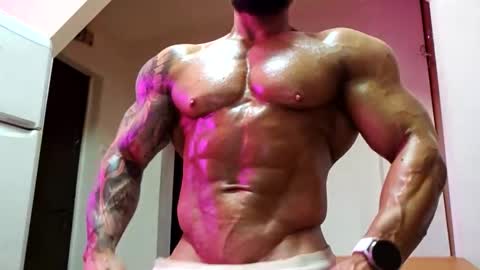 Snapshot of adonis_msc chatting on April 16, 9:39 pm Adonis online show from April 16, 9:39 pm