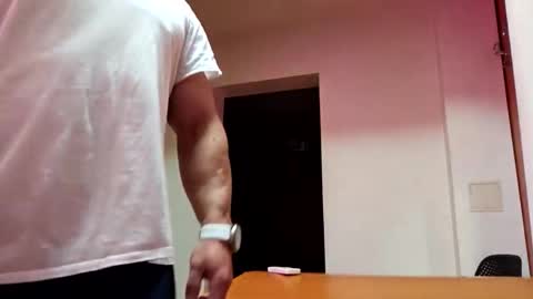 Snapshot of adonis_msc chatting on May 2, 3:22 am Adonis online show from May 2, 3:22 am