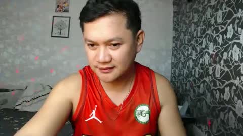 adorableasianboy online show from April 12, 12:59 am
