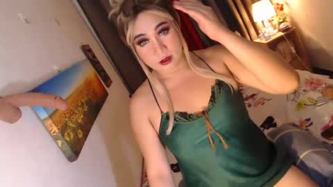 MsKim  online show from December 13, 7:58 am