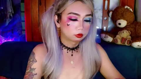 jasmine online show from January 23, 8:02 pm