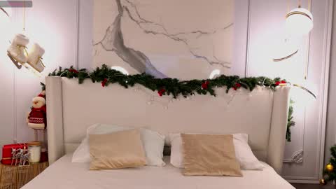 adoracortes online show from January 11, 5:12 am