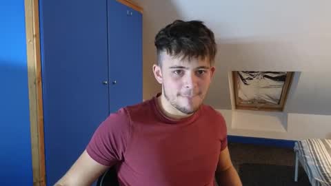 Snapshot of adr_twink chatting on October 9, 11:25 pm ADR Twink online show from October 9, 11:25 pm