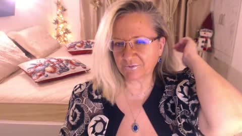 Cryna online show from December 21, 3:31 pm