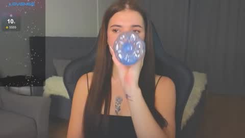 Snapshot of adri_dream chatting on September 17, 9:38 pm Adriana online show from September 17, 9:38 pm