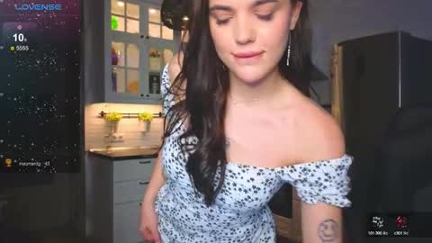 Adriana online show from February 10, 9:30 pm