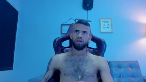 adri_sexboy229 online show from September 20, 2:45 am