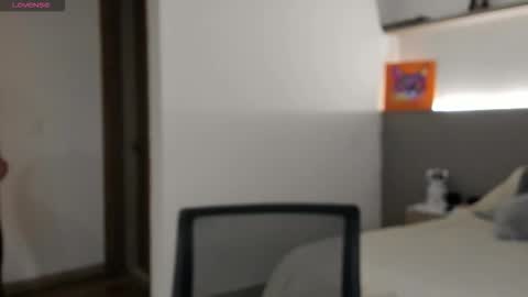 Snapshot of adrian_del_mar chatting on March 21, 6:11 pm Adrian del Mar online show from March 21, 6:11 pm