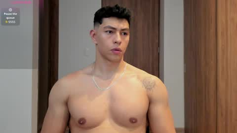 Snapshot of adrian_del_mar chatting on March 30, 5:25 pm Adrian del Mar online show from March 30, 5:25 pm