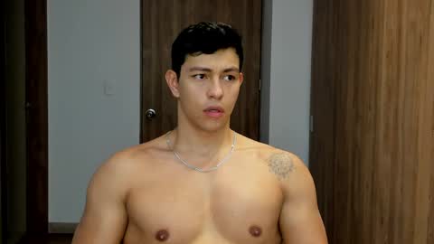 Adrian del Mar online show from April 27, 5:00 pm