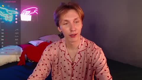 Adrian online show from January 18, 7:37 pm